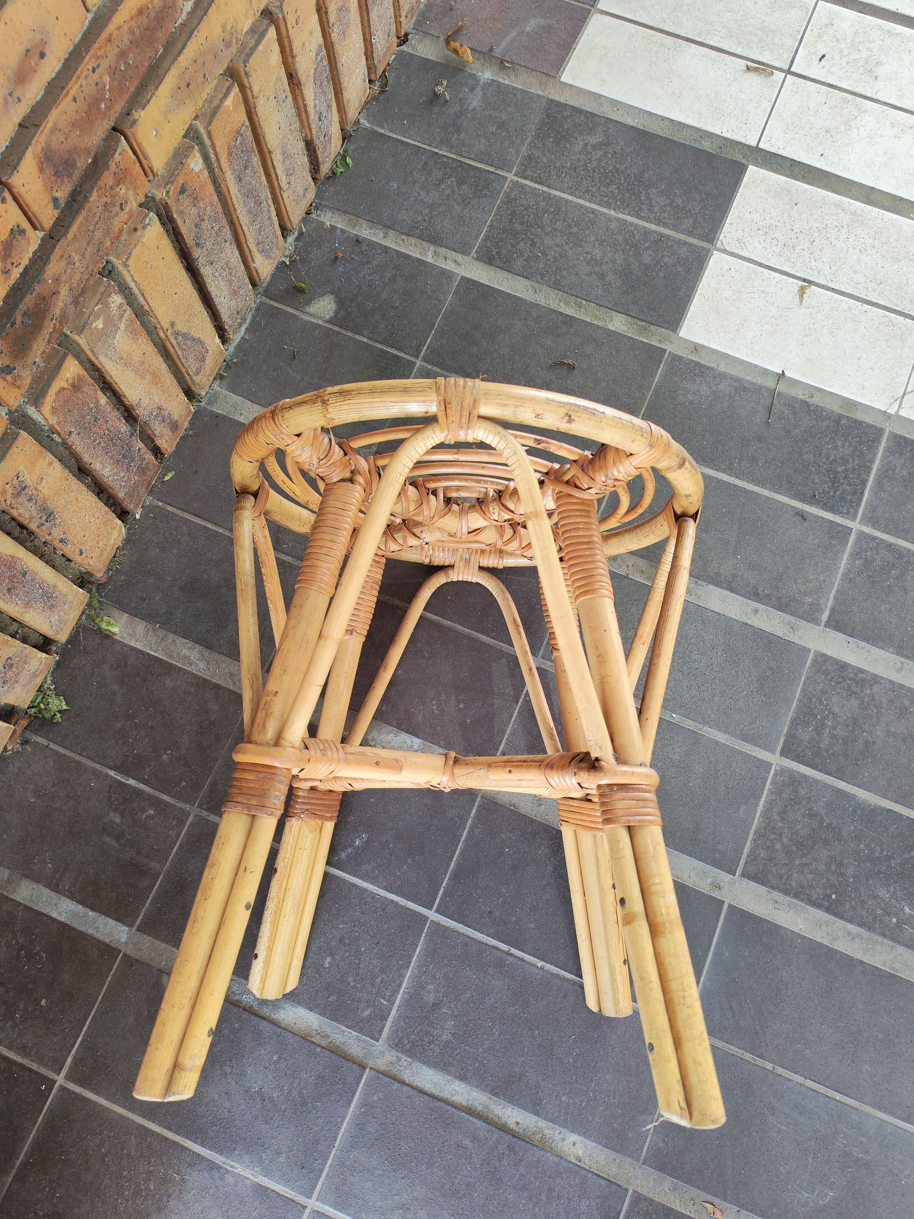 Spiral stool in bamboo rattan in the style of Jean Royère.