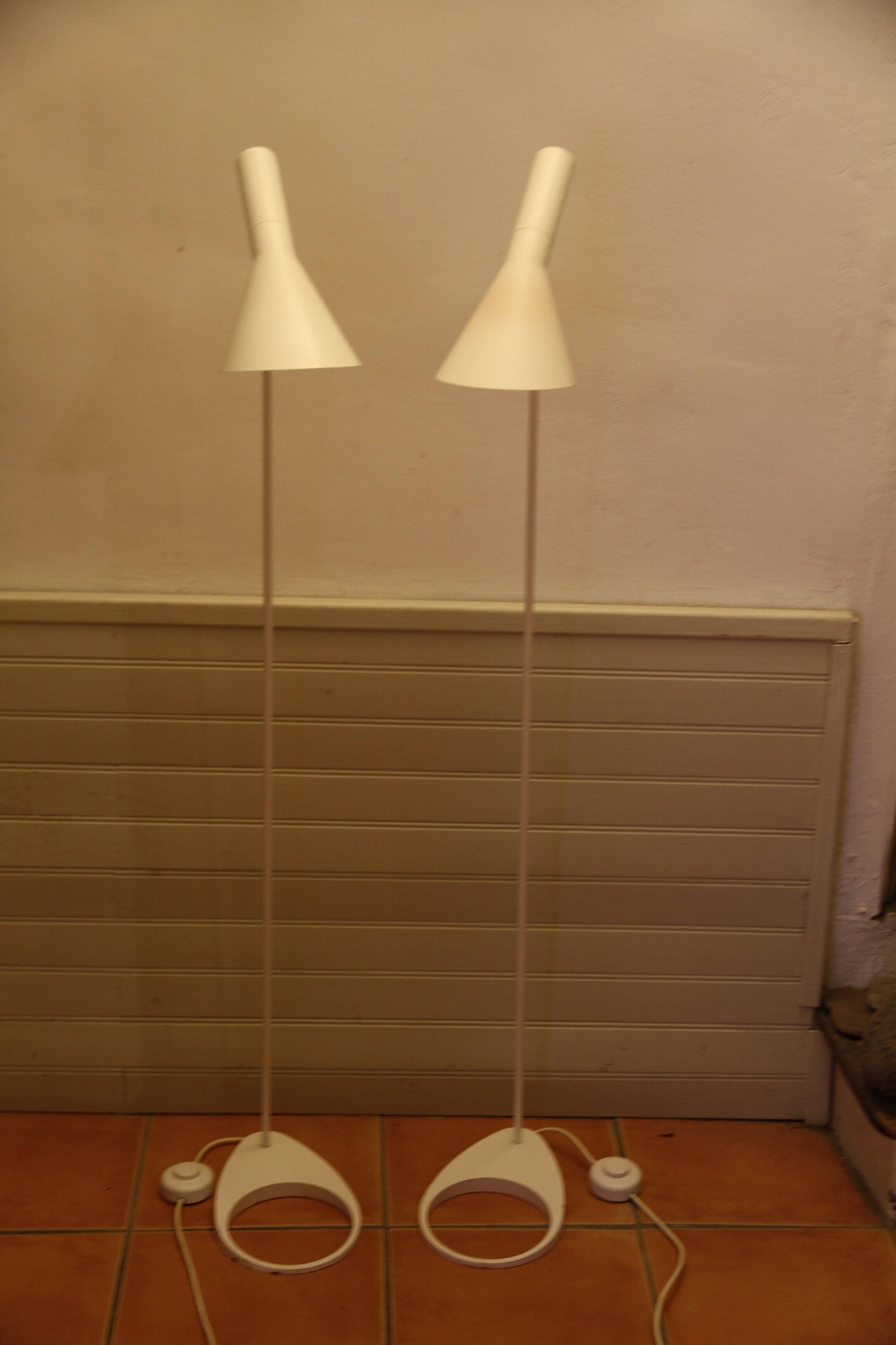 Paire de Lampadaire AJ Louis Poulsen