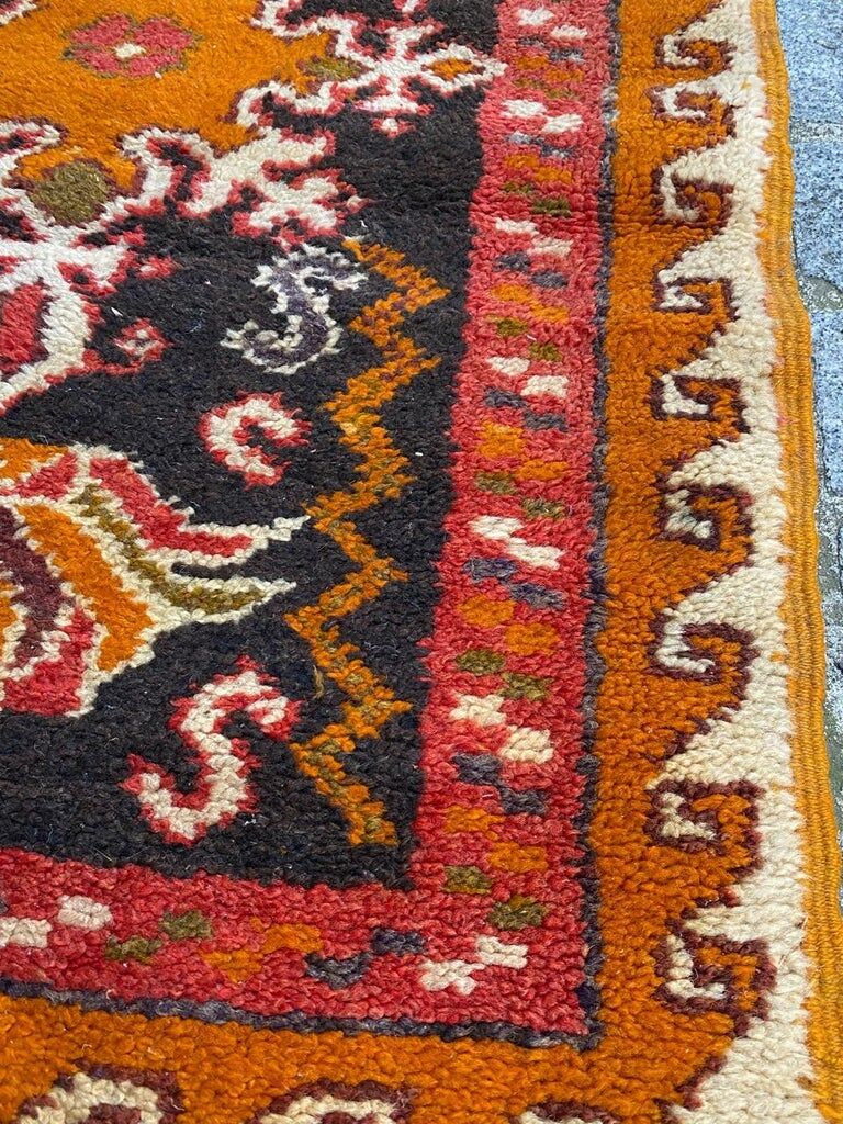 Vintage Moroccan tribal carpet 110x70 cm