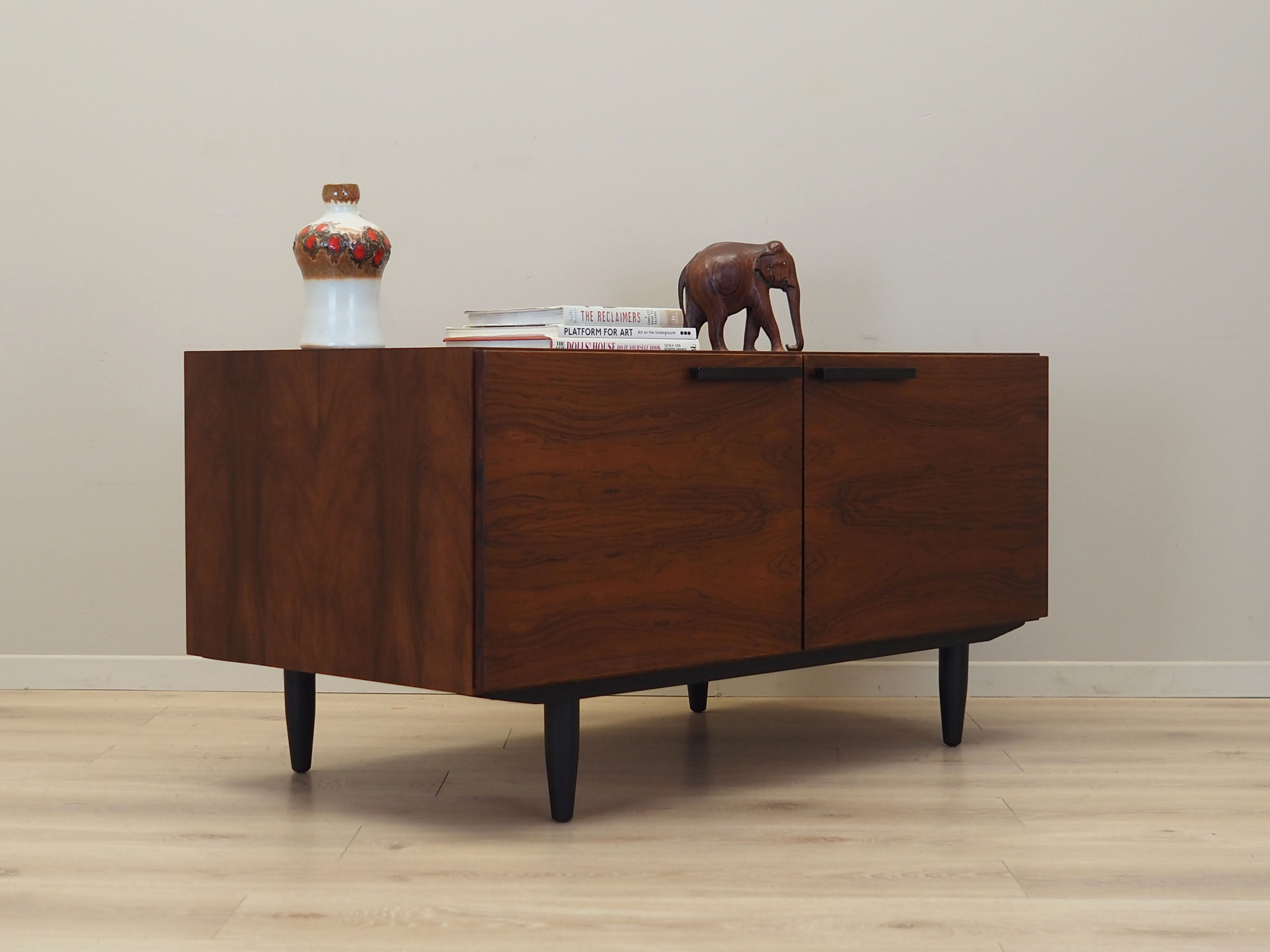 Enfilade en palissandre, design danois, années 1970, designer: Ib Kofod Larsen