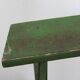 Étagère sur pieds en bois peint en vert