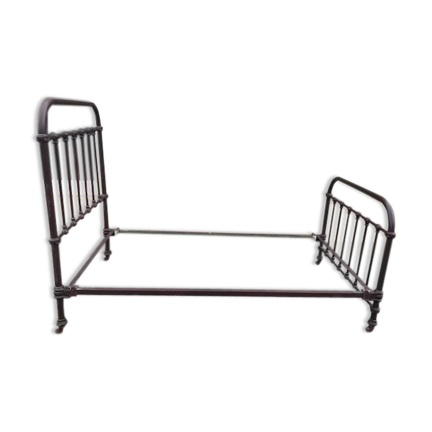 Iron bed