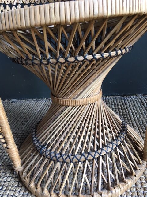 Vintage emmanuelle kids Chair