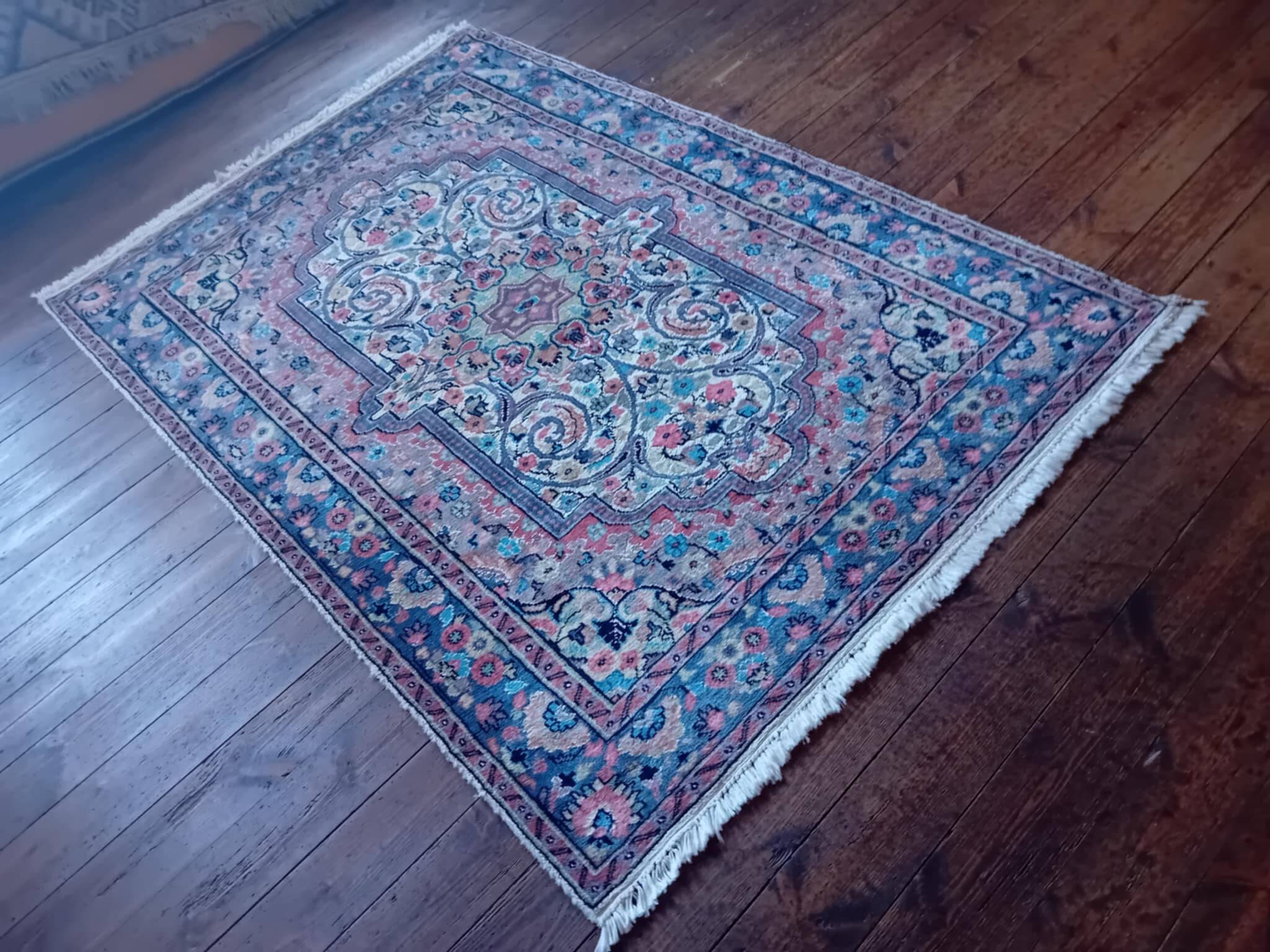 Handmade Pakistani Punjabi Rug 187x129cm