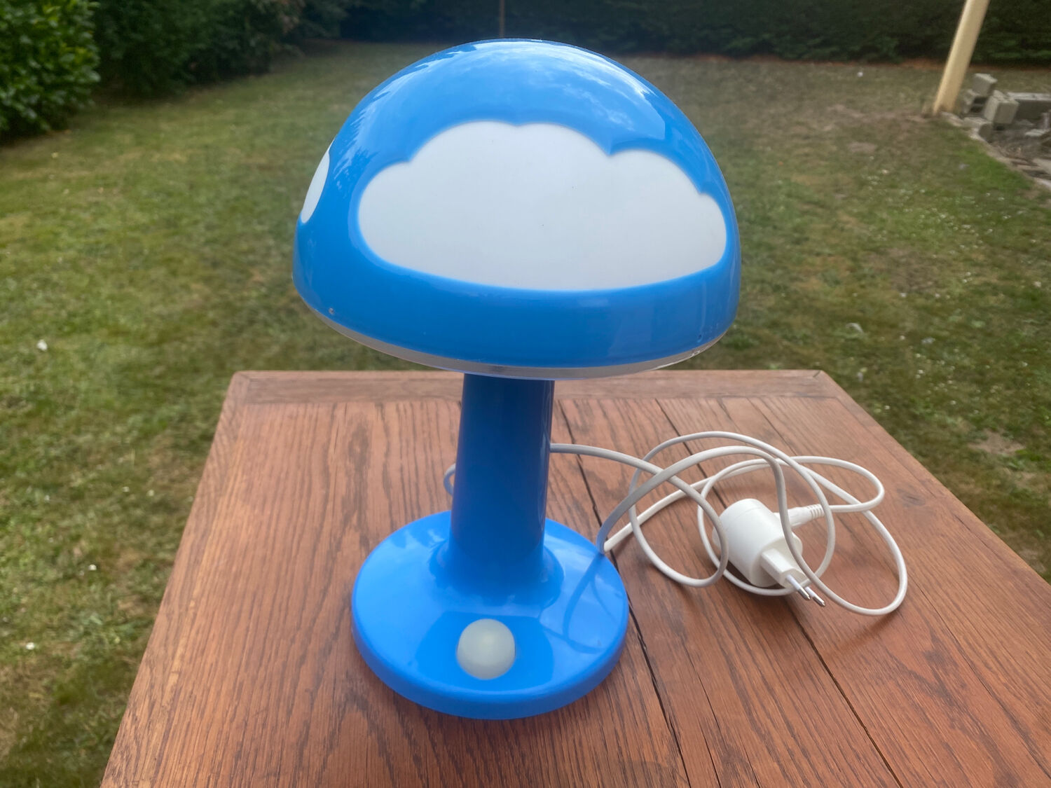 Blue skojig ikea lamp