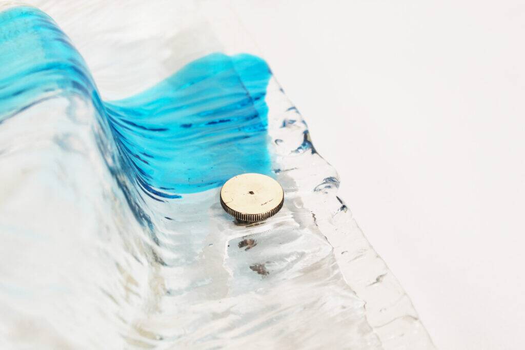 Grand et rare plafonnier en verre de Murano, conçu par Toni Zuccheri pour VeArt, Italie, années 1970.