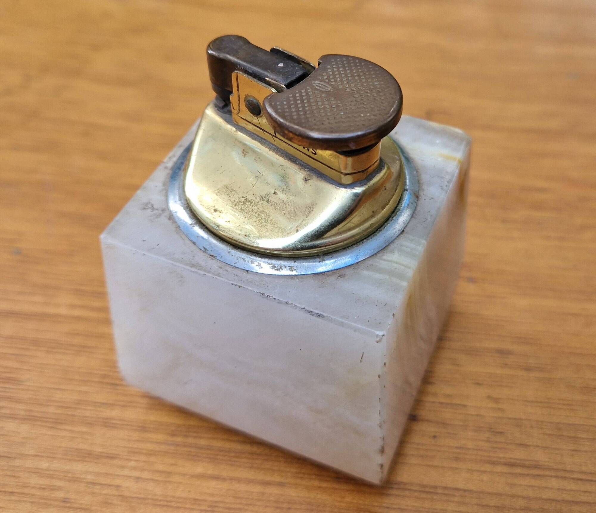 Vintage 1970's onyx lighter and ashtray smoking kit