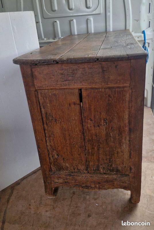 18th-century buffet