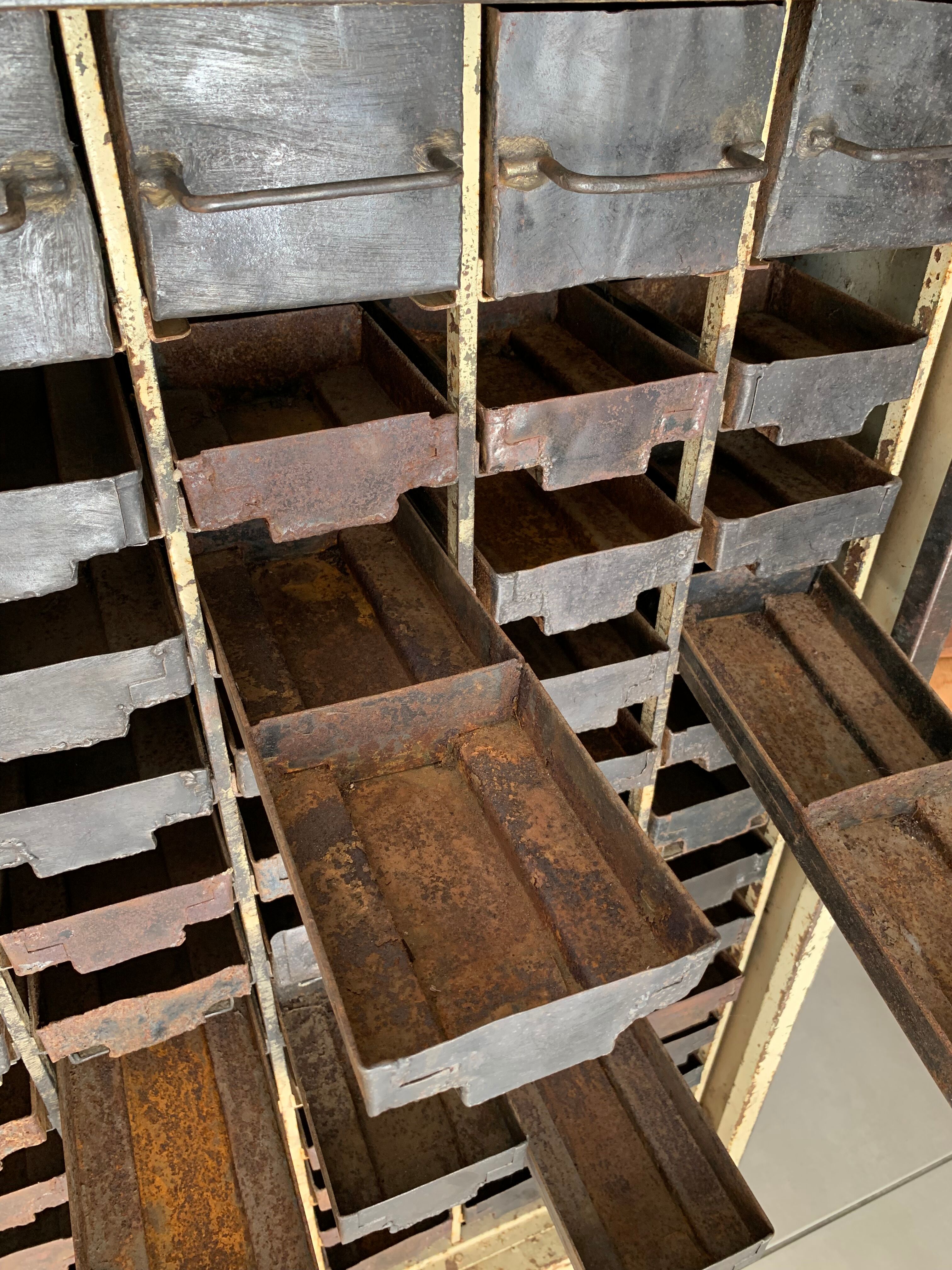 Industrial workshop furniture with metal drawers