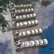 6 animal-shaped metal knife rests in very good condition.