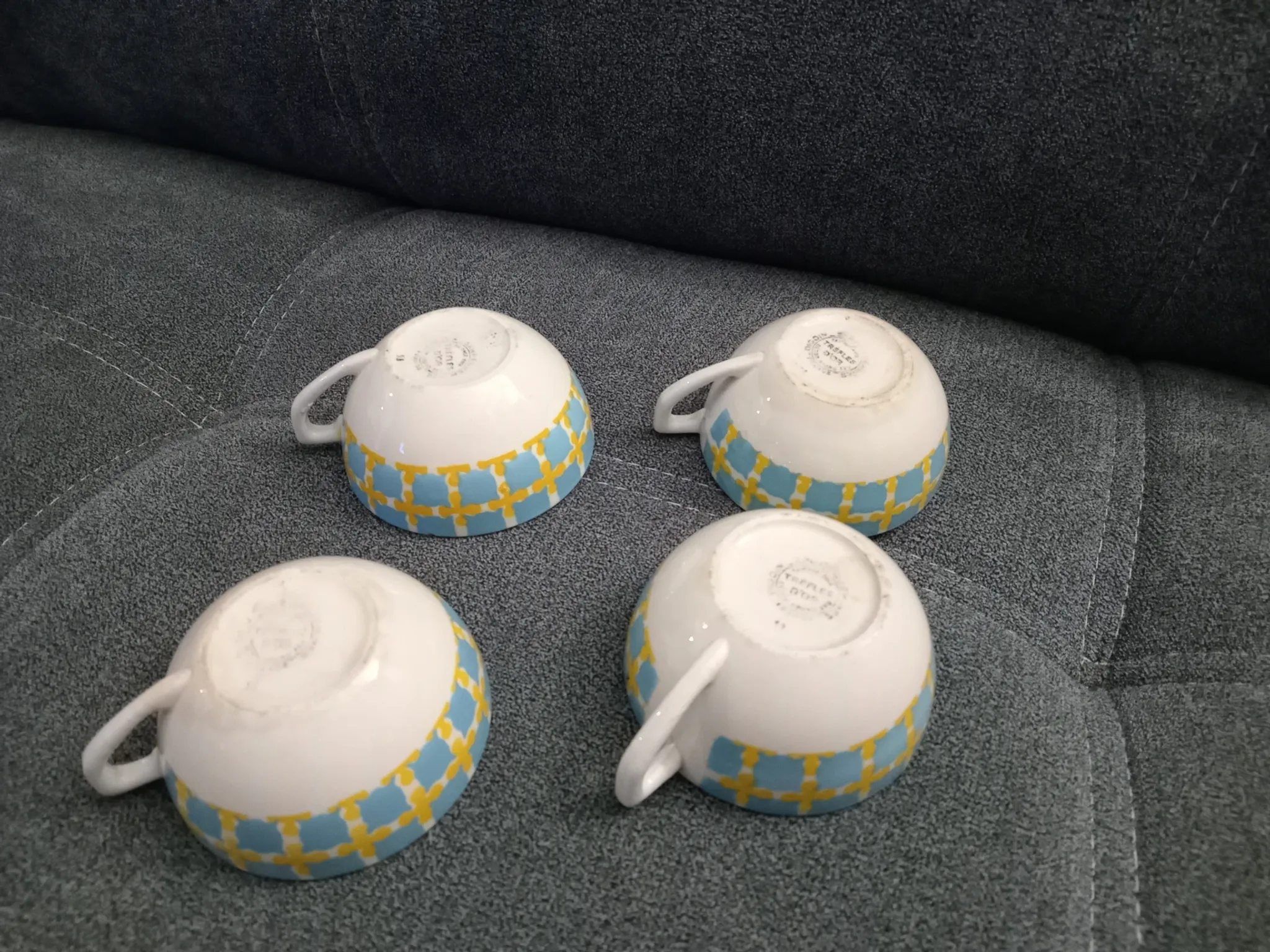 Lot de 4 tasses Trèfles d'or