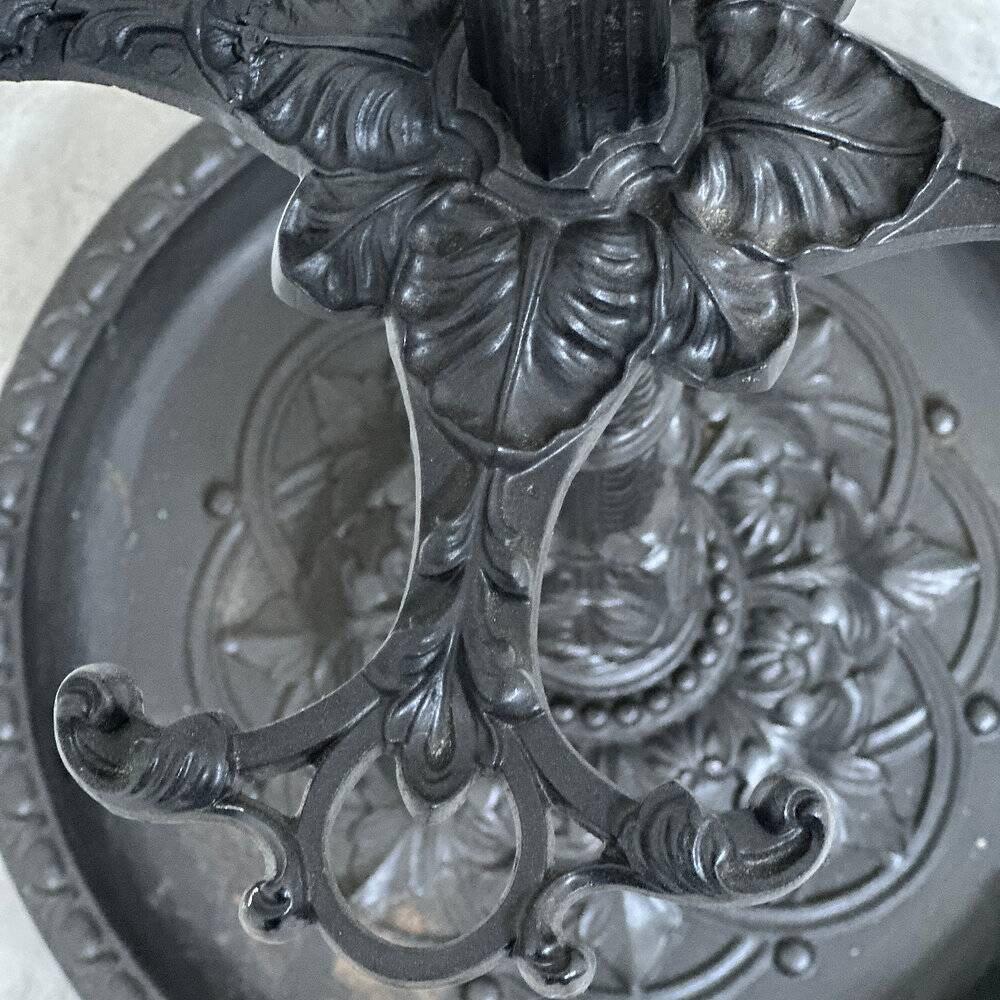 Large ornate cast iron hall tree coat stand with 12 hooks