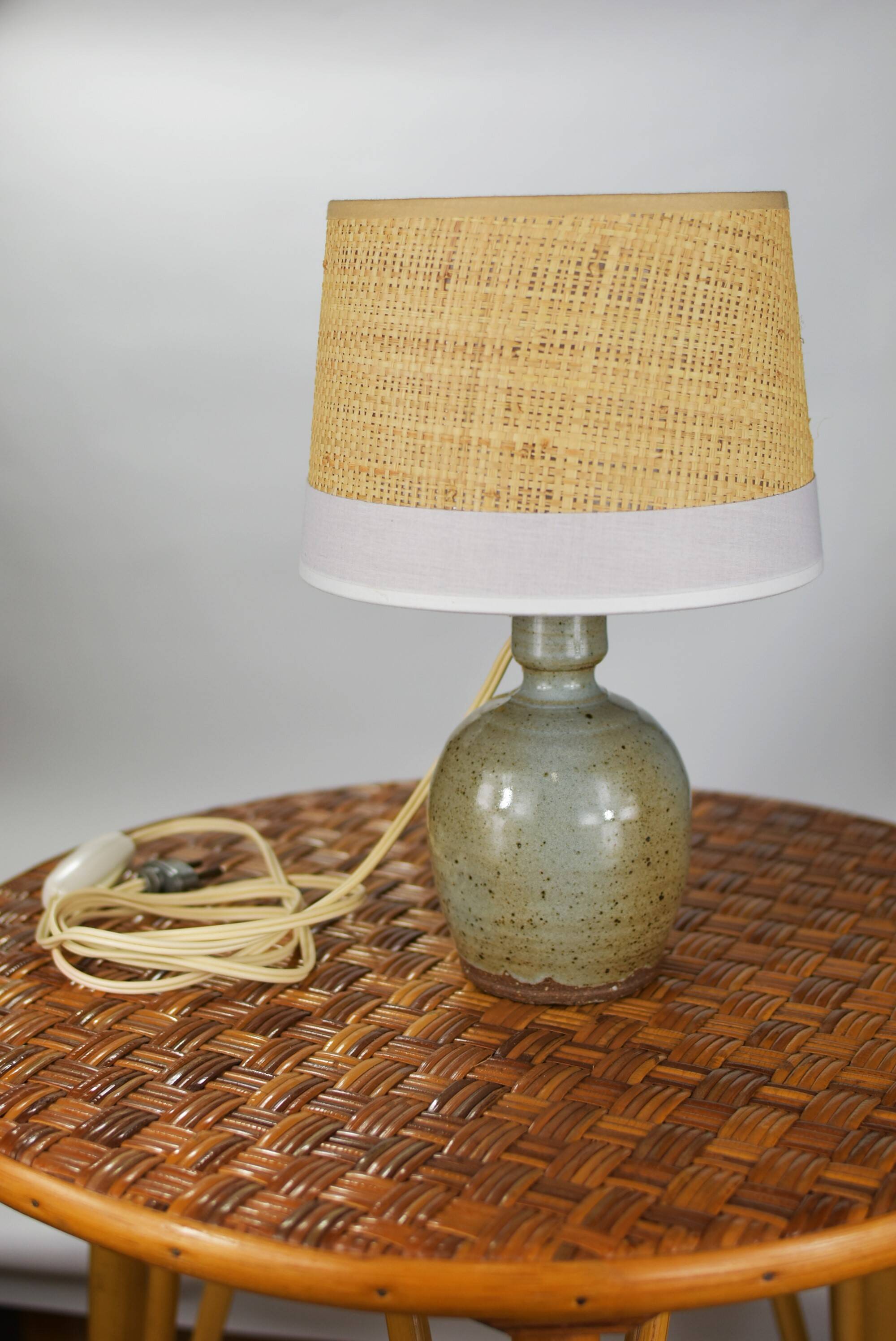 Gray pyrite stoneware lamp