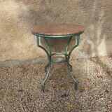 Pedestal table