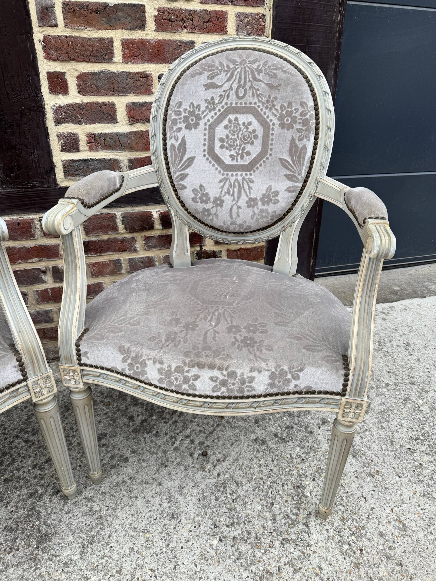 Pair of cabriole medallion armchairs in Louis XVI style