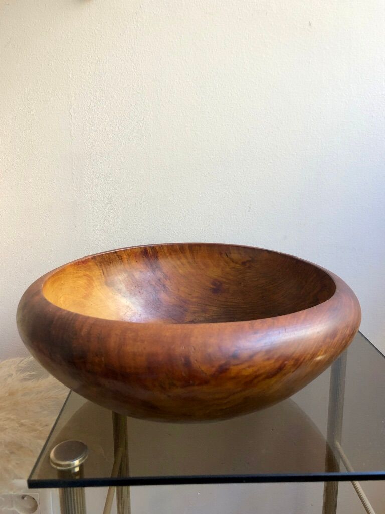 Olive wood salad