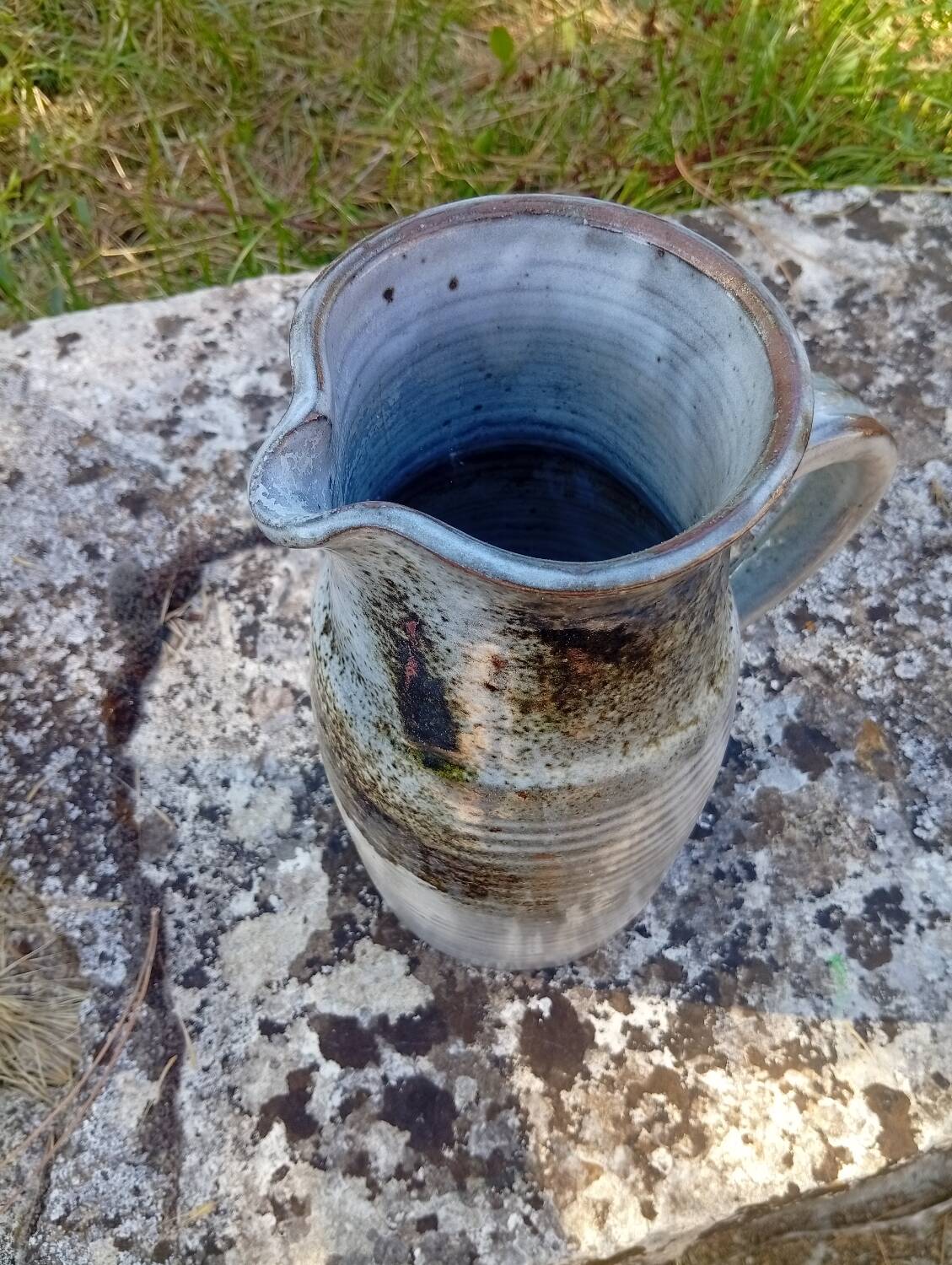 Stoneware jug signed Chantal and Thierry Robert
