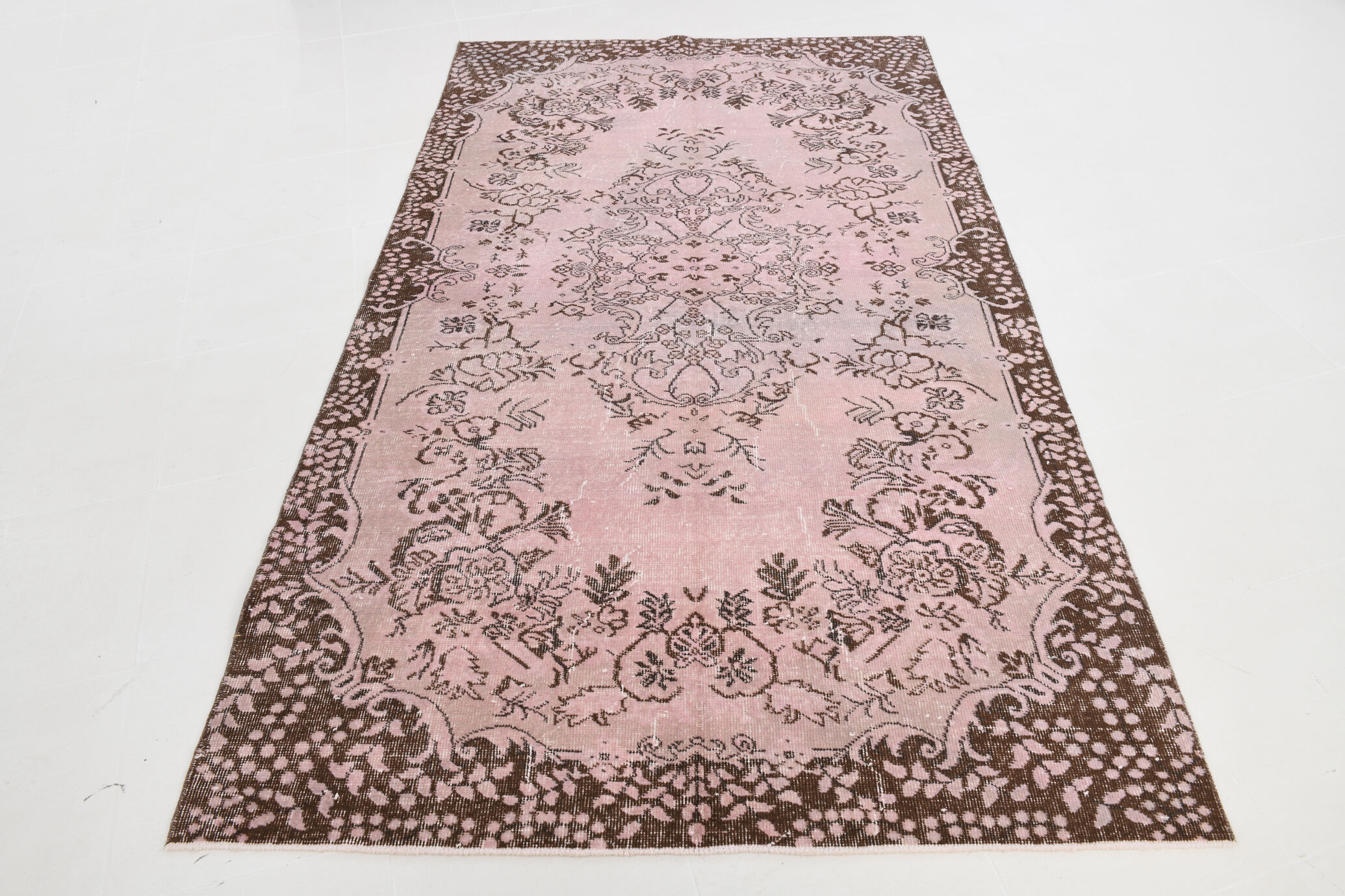5x9 Light Pink Handmade Wool Turkish Rug 266x157Cm