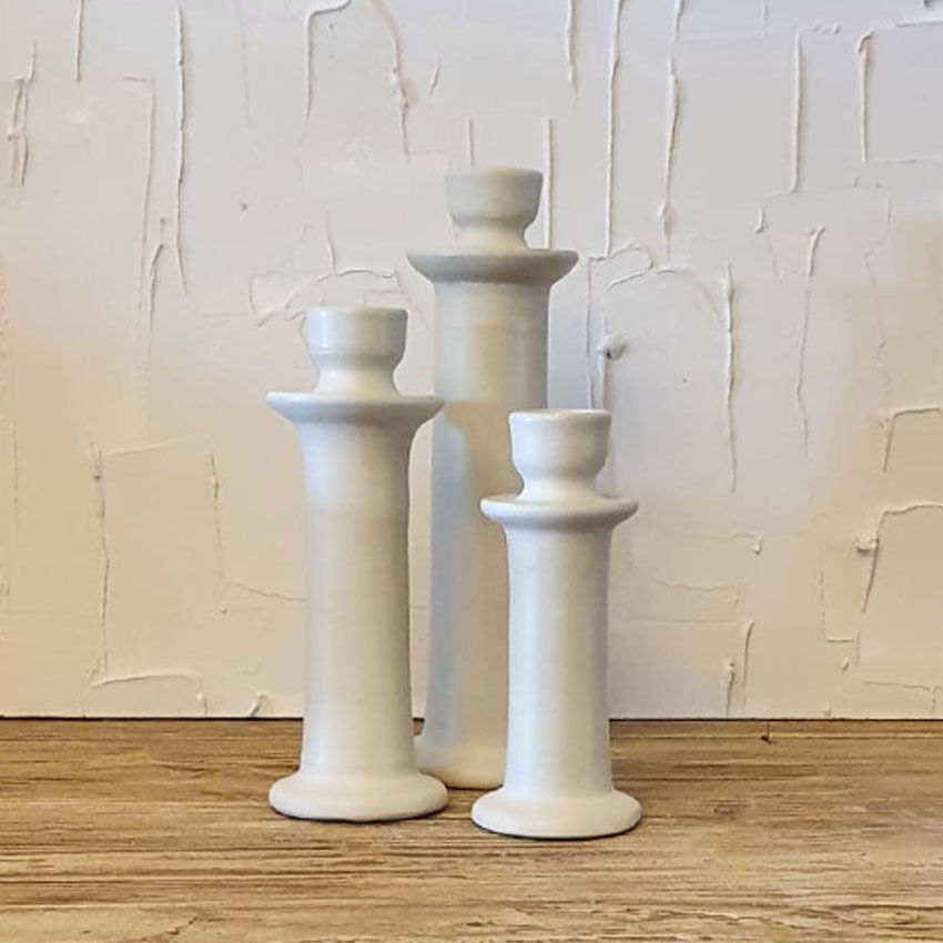 Set de trois bougeoirs en tadelakt blanc