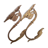 Paire de patères en bronze doré