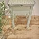 Tabouret de cirage vintage vert amande