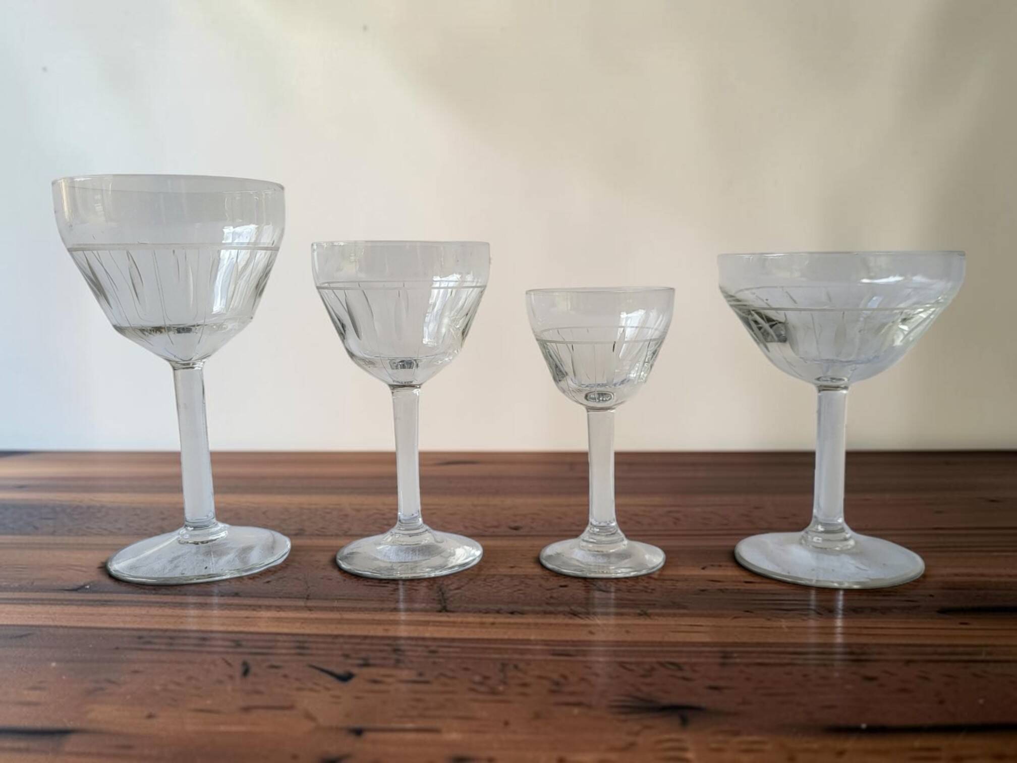 24-piece Art Deco glassware set