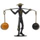 Figurine asiatique en laiton Ensemble de salière et poivrière avec support par Rohac, Autriche, années 1950