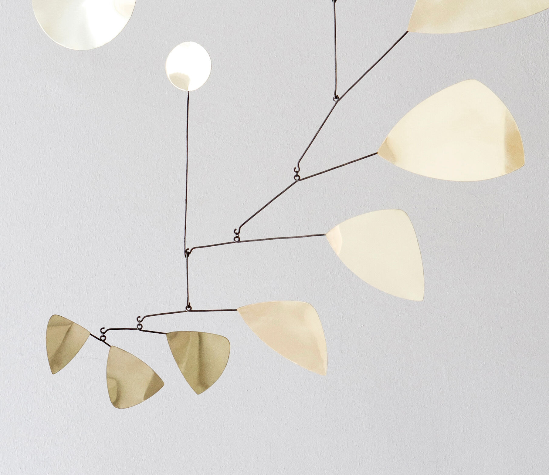 Mobile modernist brass XXL 120x115cm