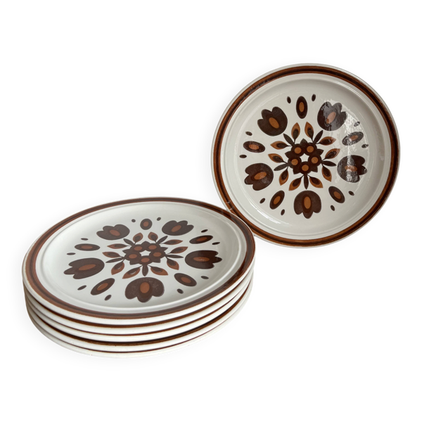 6 assiettes plates