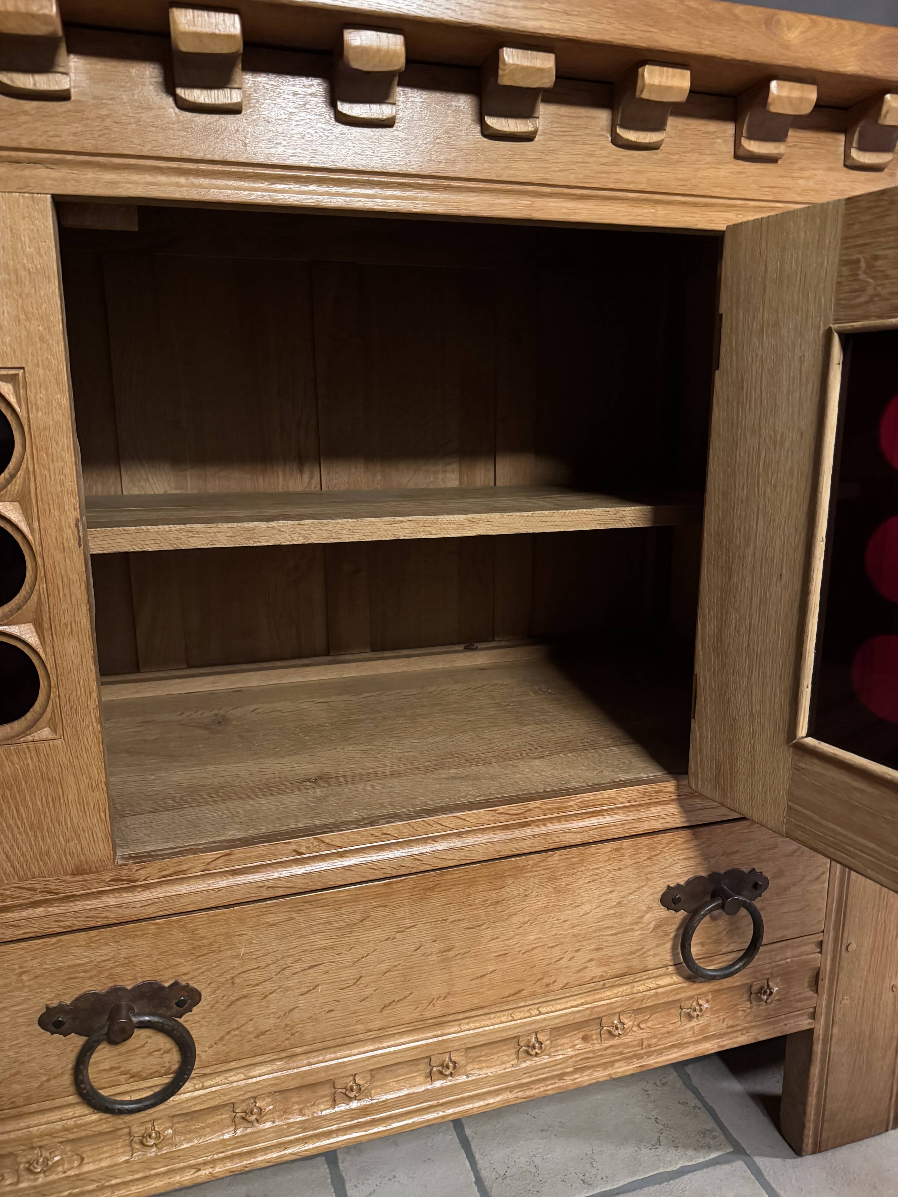 Buffet en chêne massif