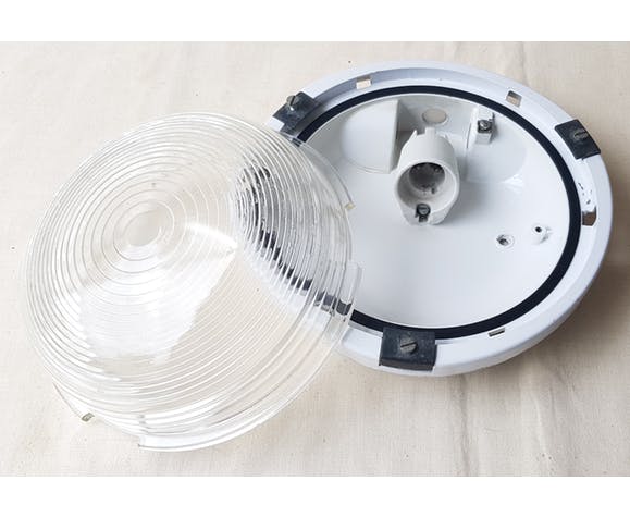 Industrial window ceiling