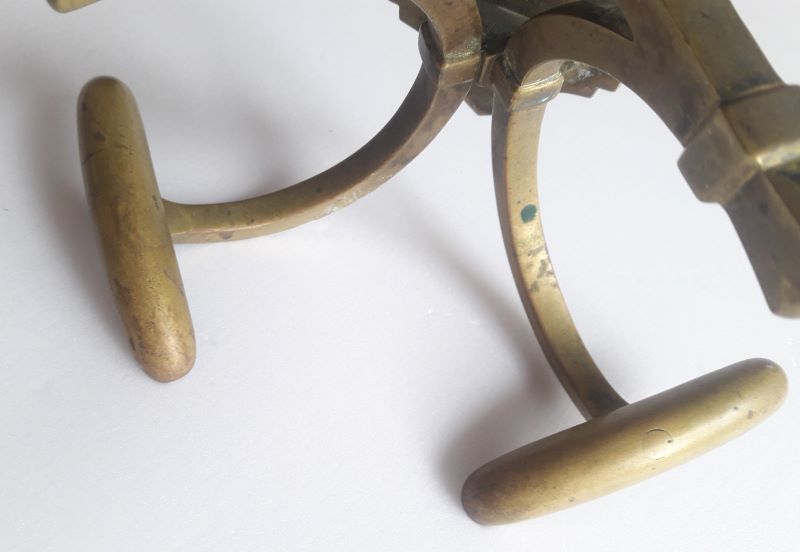Patère double bronze porte manteau chapeau 4 crochets ancienne