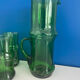 Service a eau carafe et verre vert vintage