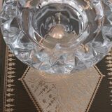 Bougeoir en verre ciselé
