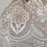 Lace suspension