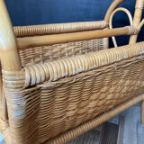 Porte revue vintage en rotin