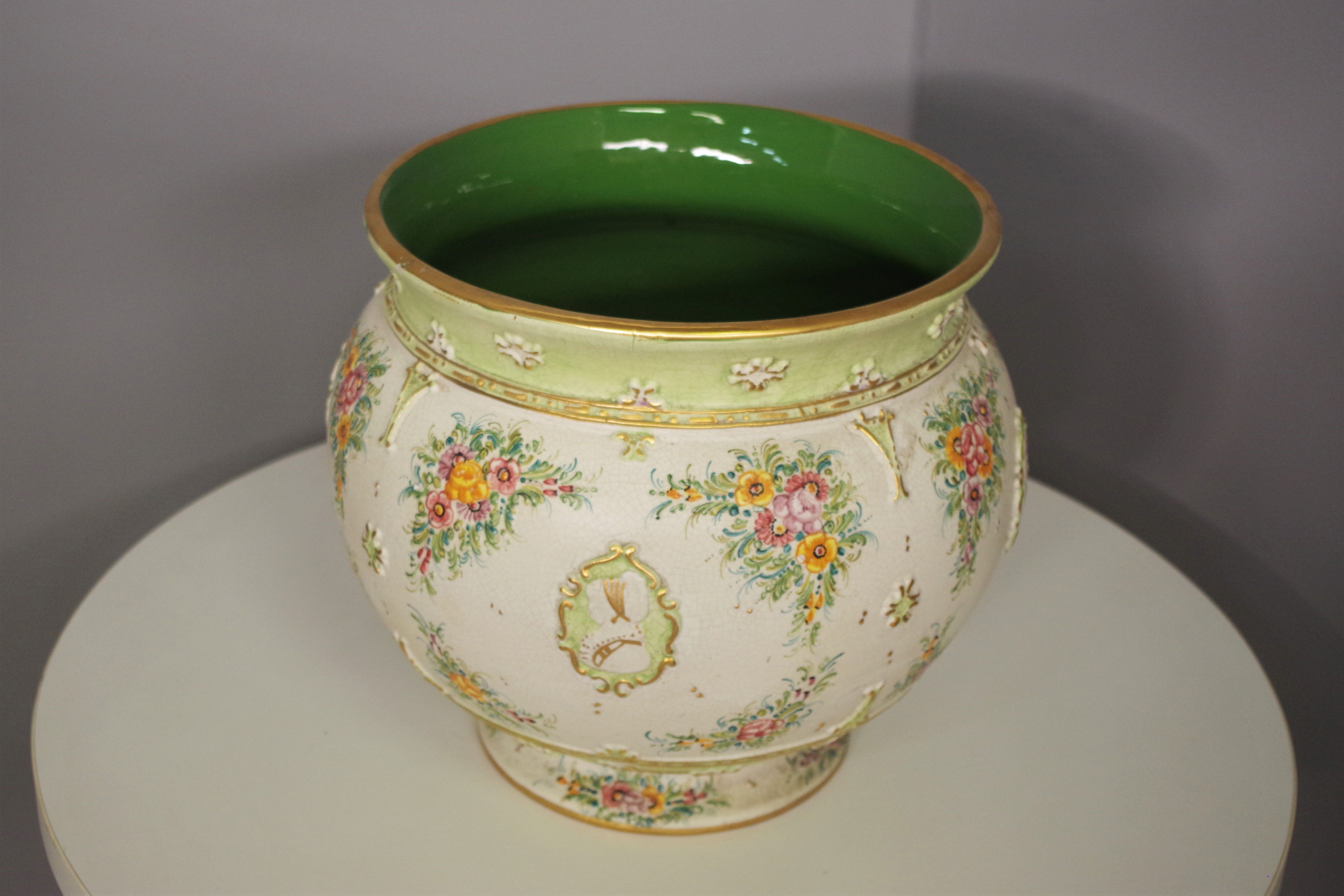 Hand-decorated G. Deruta vase, 1970s