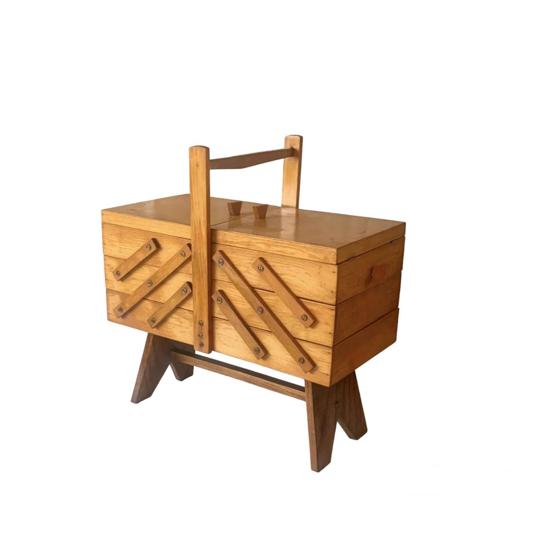 Worker - sewing box on vintage wooden legs - 3 floors