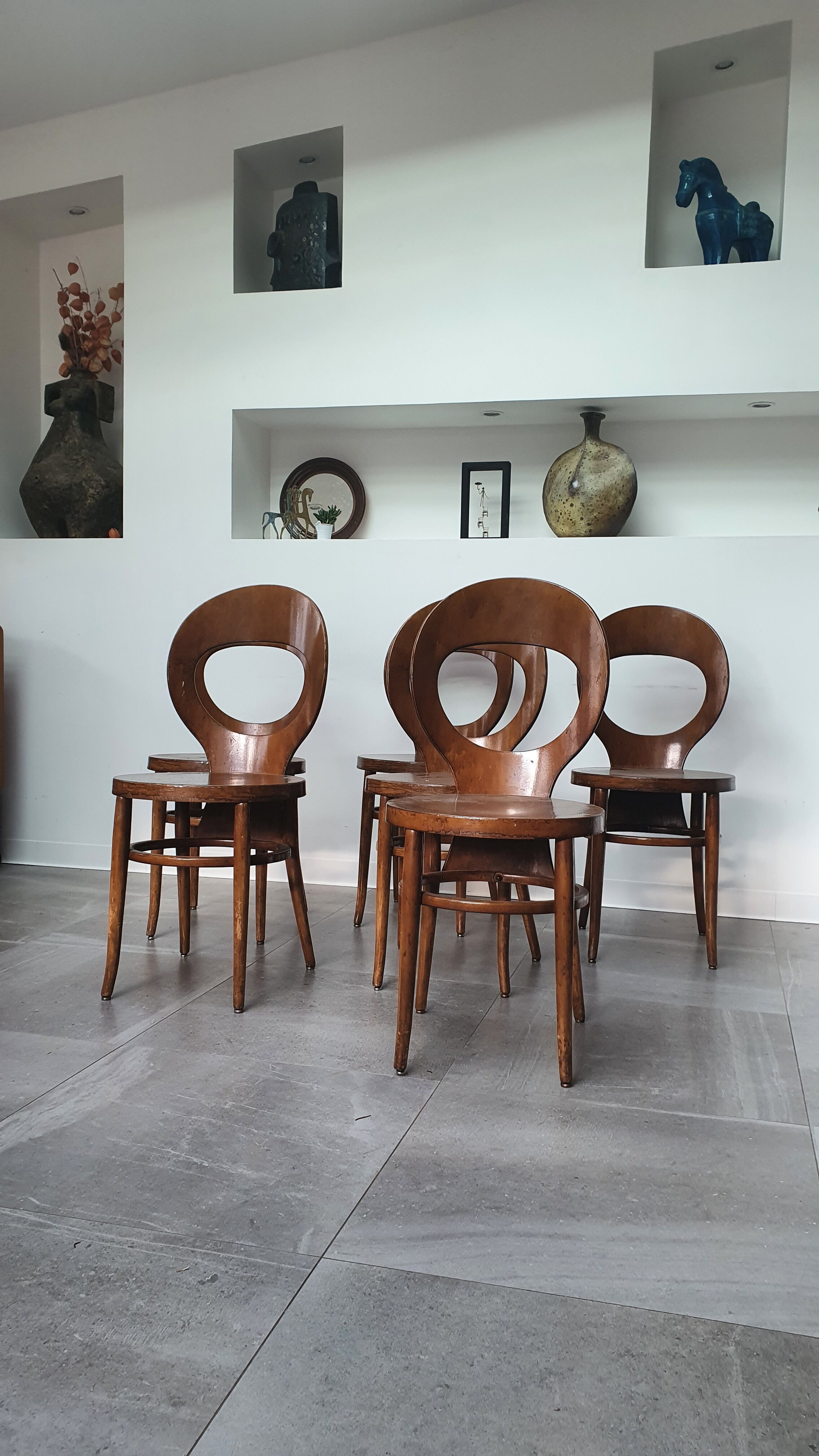 Ensemble table de ferme et 6 chaises Mouettes de Baumann