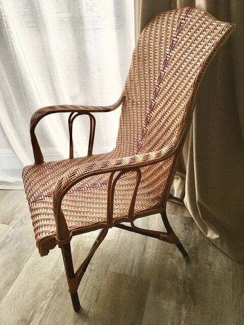 Fauteuil en rotin d'époque