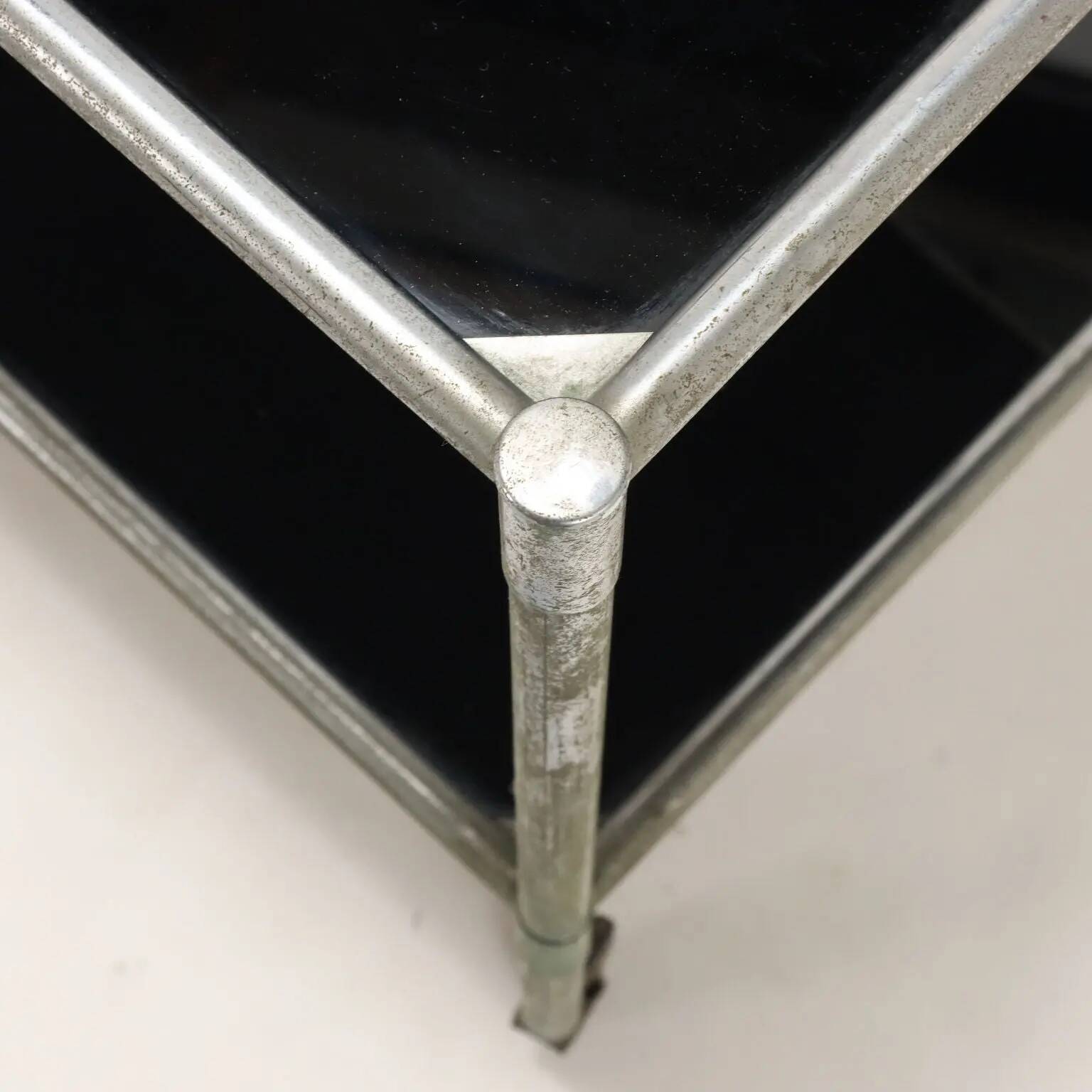 Desserte vintage en aluminium et verre, Italie, années 1960