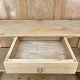 Small Parisian wardrobe