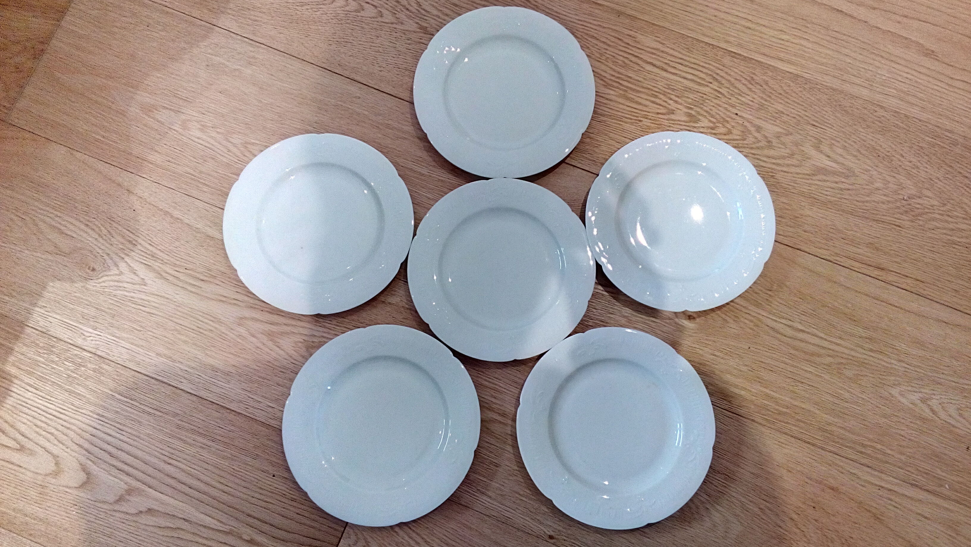 Set of 6 white porcelain dessert plates from Limoges