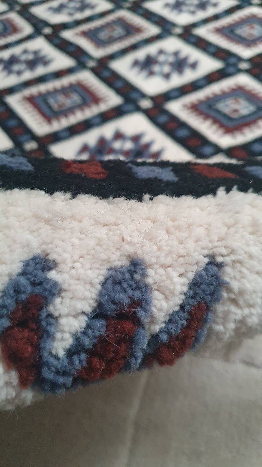 Tunisian hand-woven rug, pure wool, 295/202