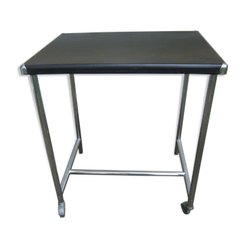 Serving top faux leather 2-wheeled