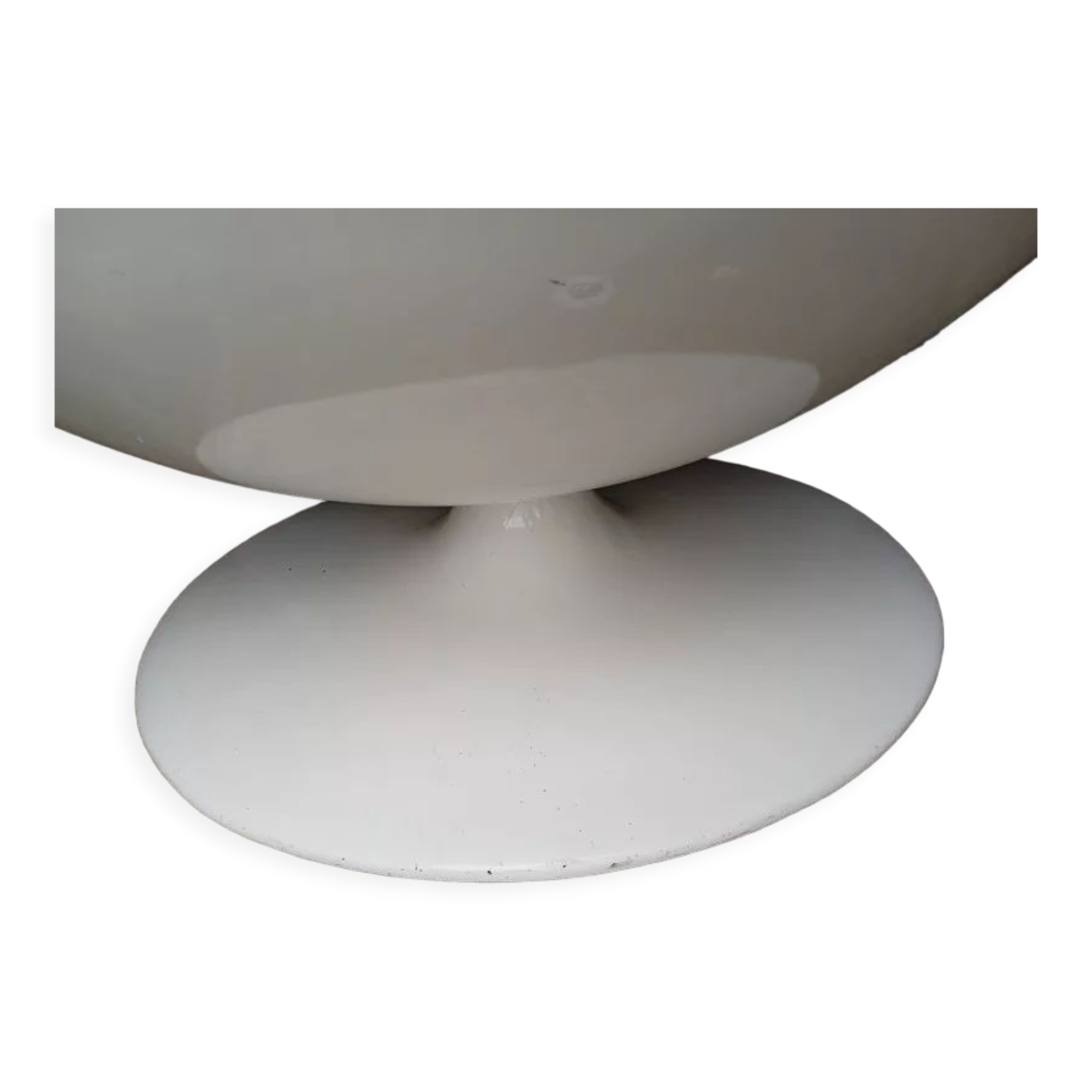 Armchair egg design st 1970 turning