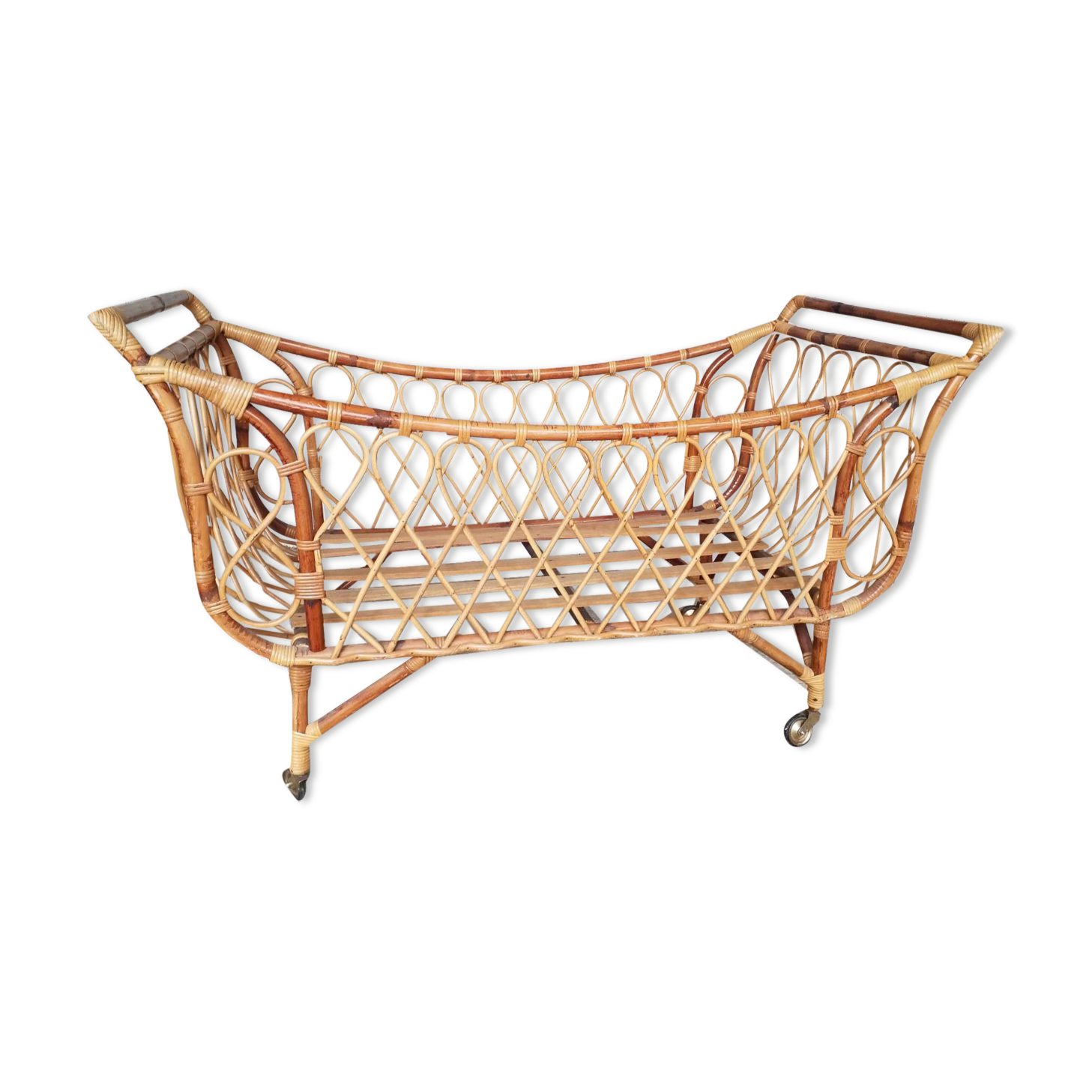 Rattan cot