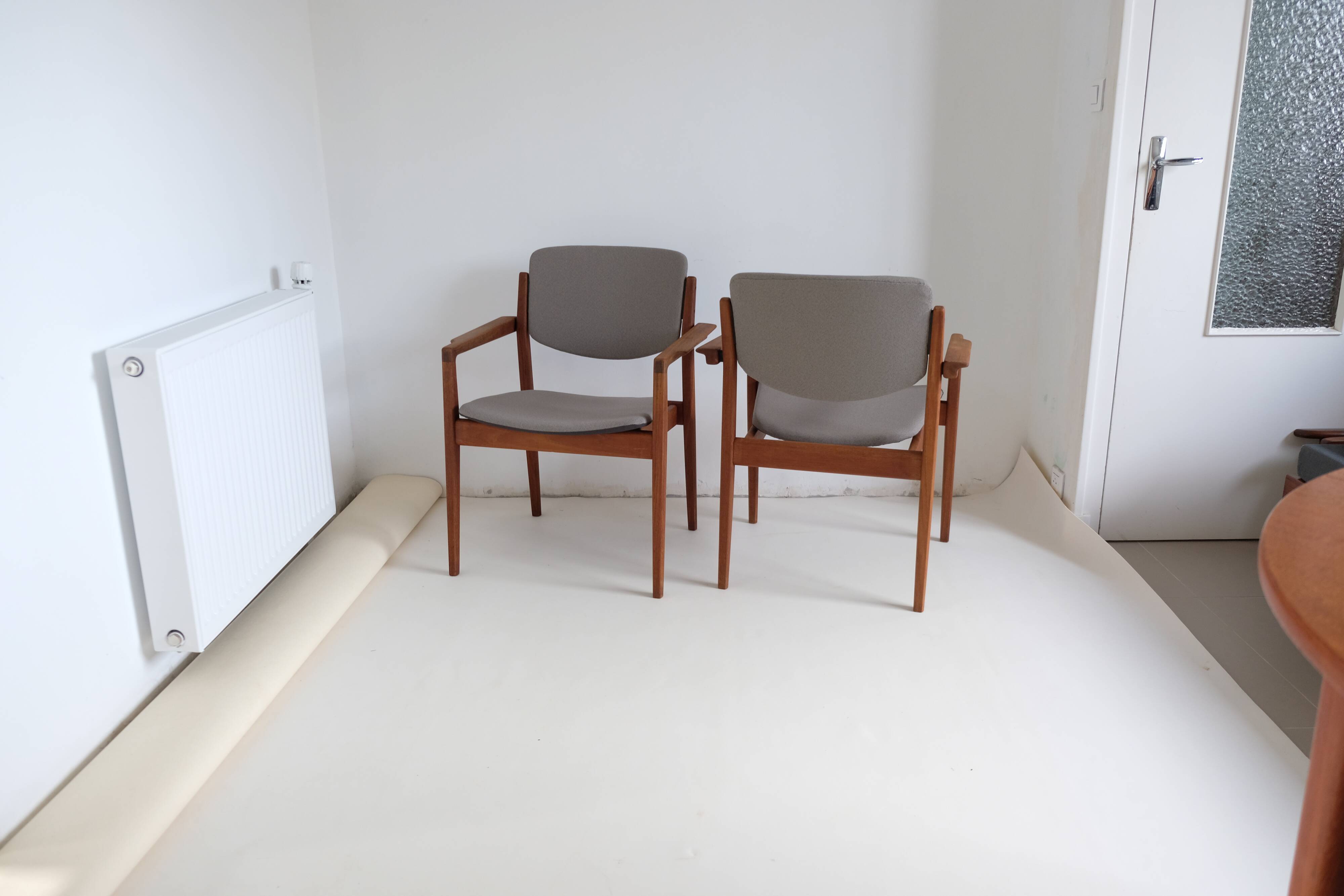 Finn Juhl Pair of armchairs model 196