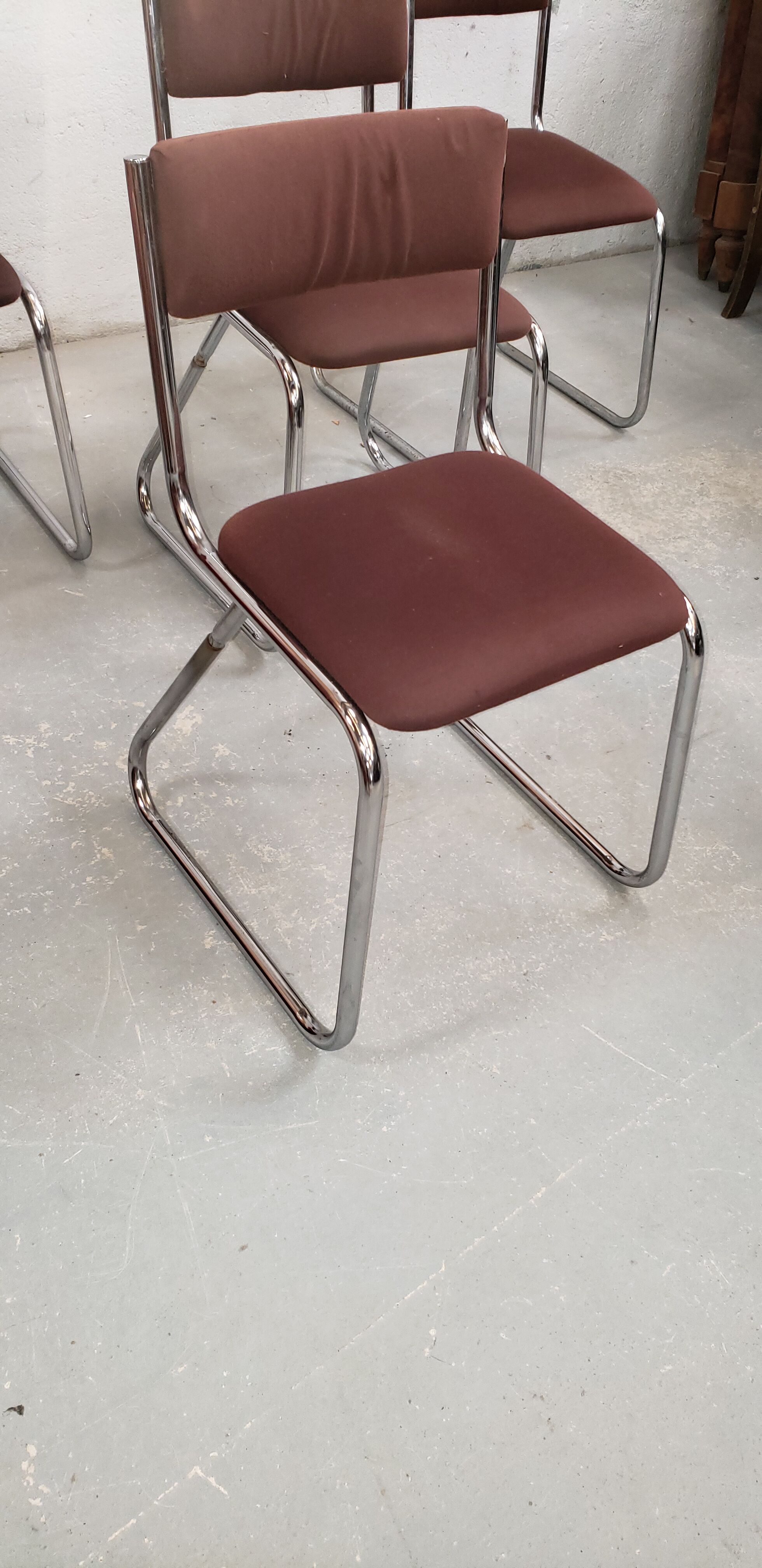 Series 4 chrome sled chairs