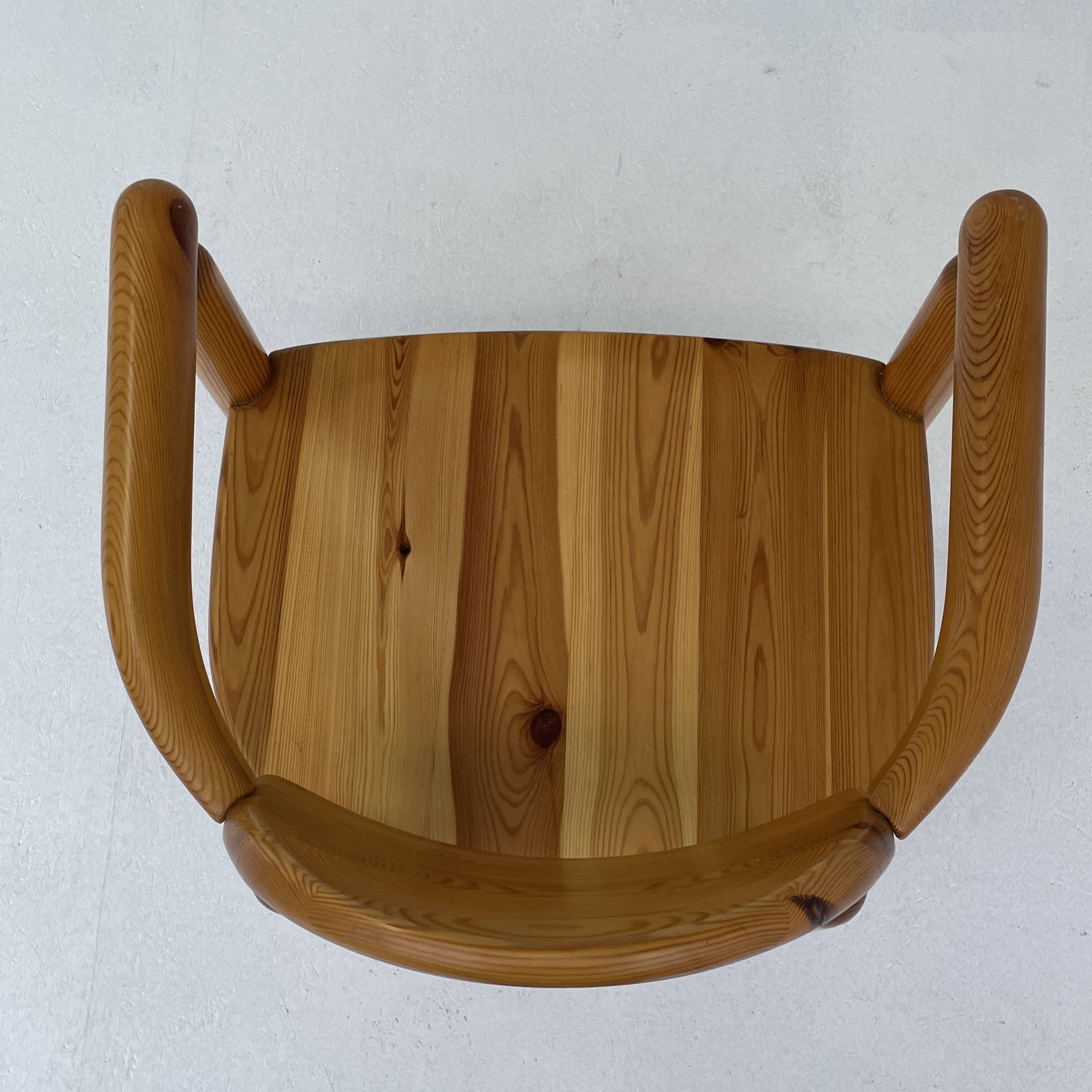 Daumiller chair with arms